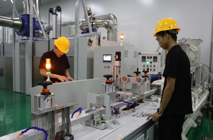 国内首条陶瓷功能膜管全流程自动化智能产线在定边交付